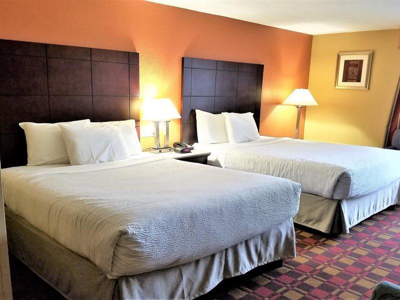 Howard Johnson By Wyndham Clifton Nj Bagian luar foto