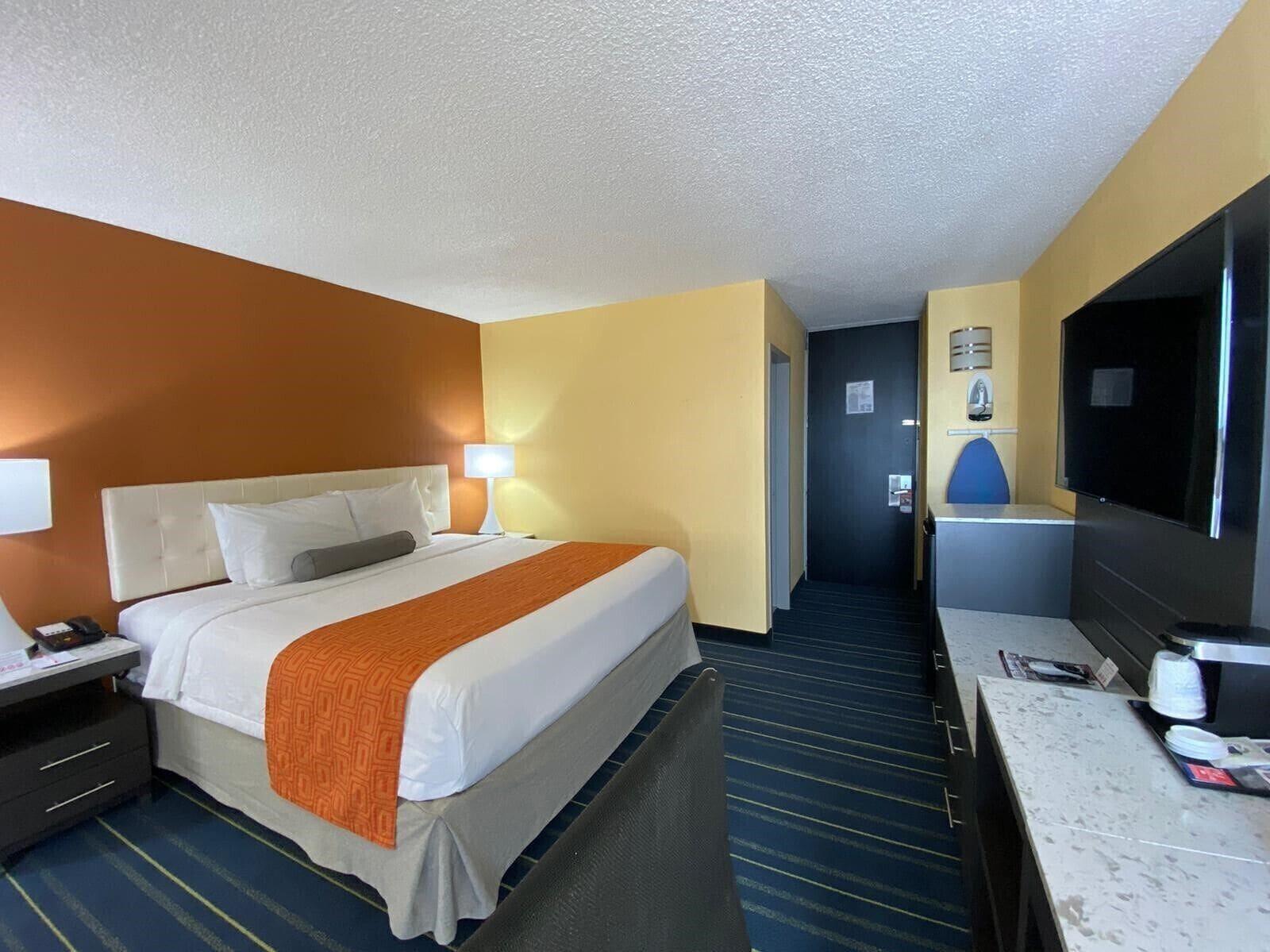 Howard Johnson By Wyndham Clifton Nj Bagian luar foto