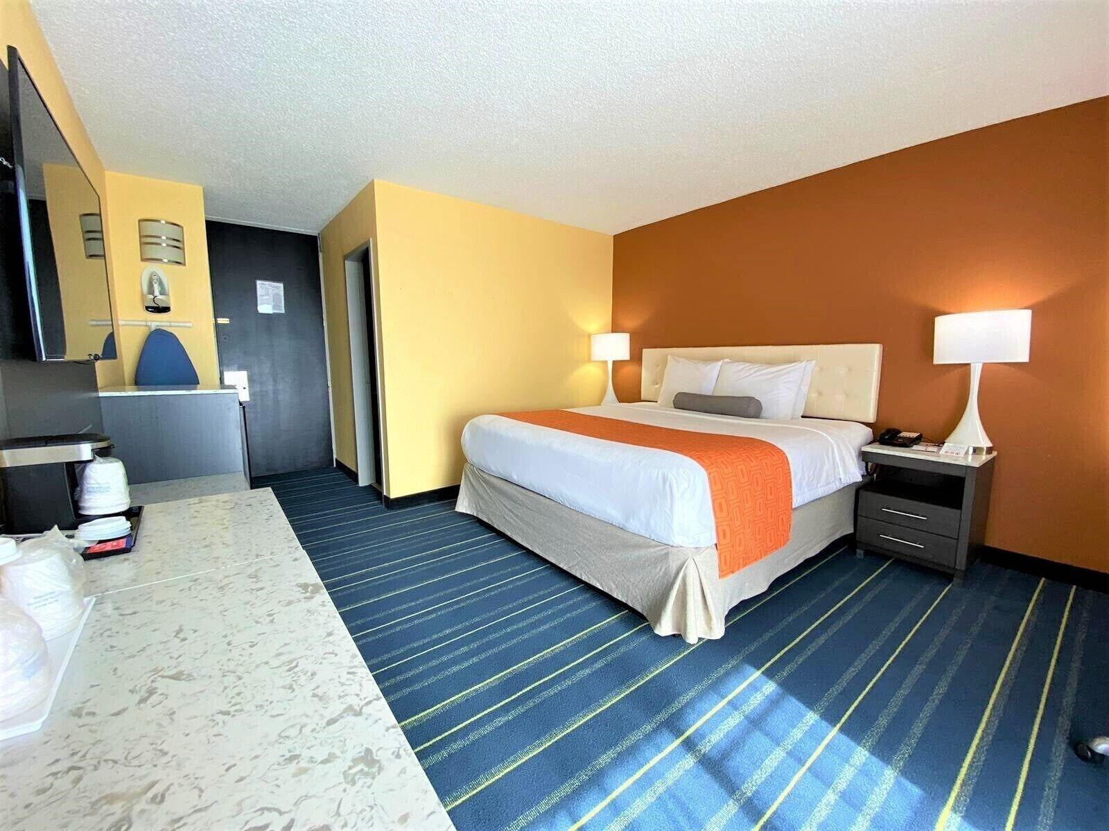 Howard Johnson By Wyndham Clifton Nj Bagian luar foto